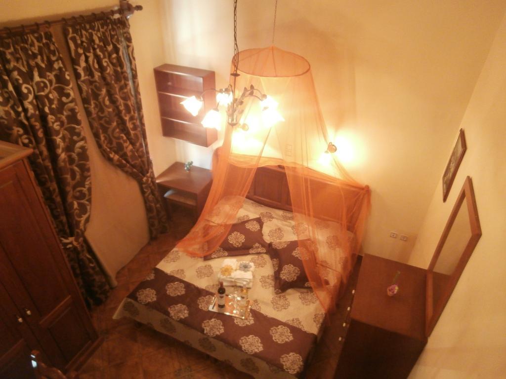 Afroditi Rethymno Rum bild